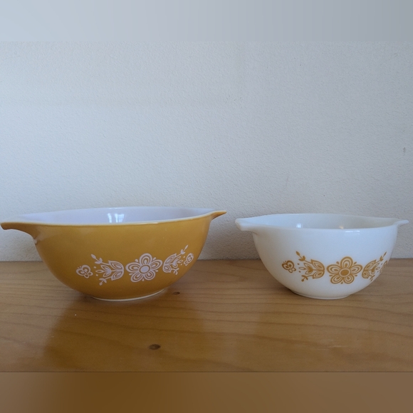 Pyrex Other - Set Of 2 Vintage Pyrex Cinderella Butterfly Gold And White Bowls #442 #441